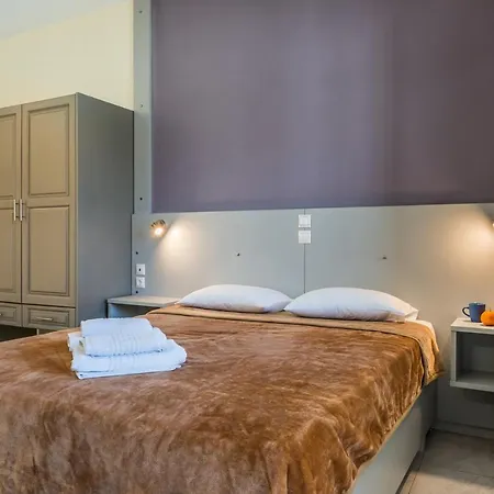 Kiwi Aparthotel Agioi Apostoli (Crete)